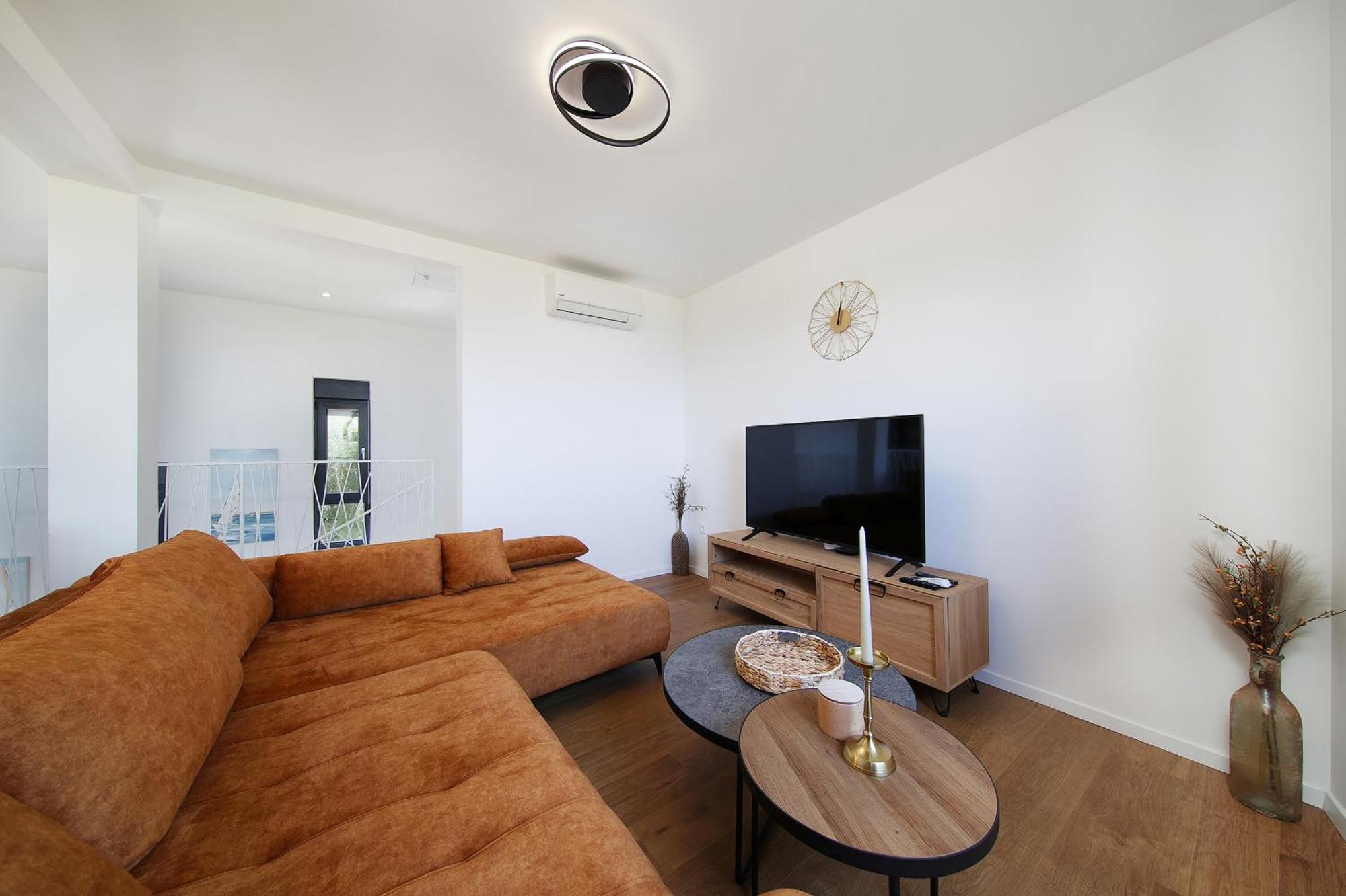 Apartment Anni-Free Parking&Evcharger-24H Self Check-In Opric Dış mekan fotoğraf