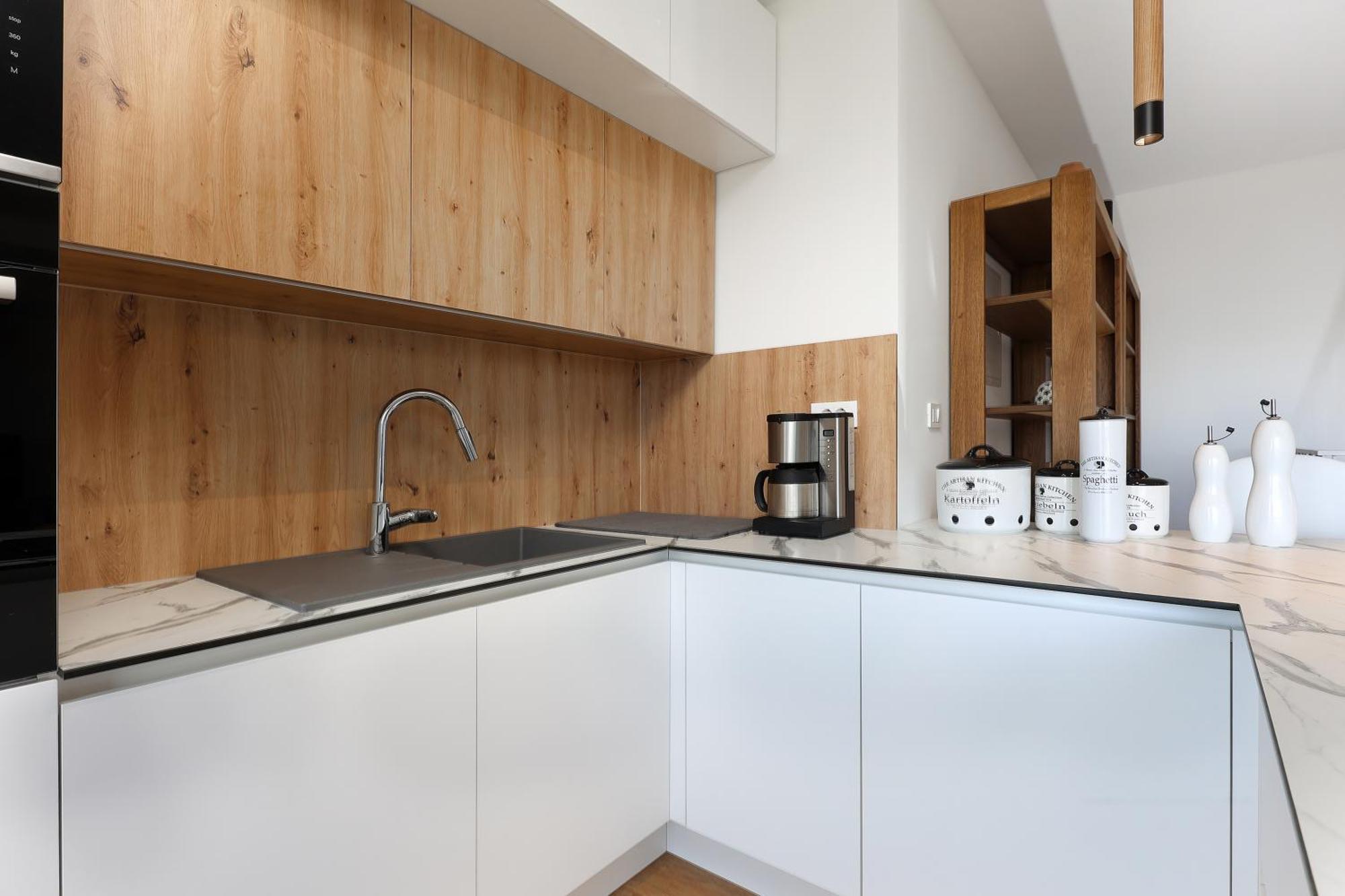 Apartment Anni-Free Parking&Evcharger-24H Self Check-In Opric Dış mekan fotoğraf