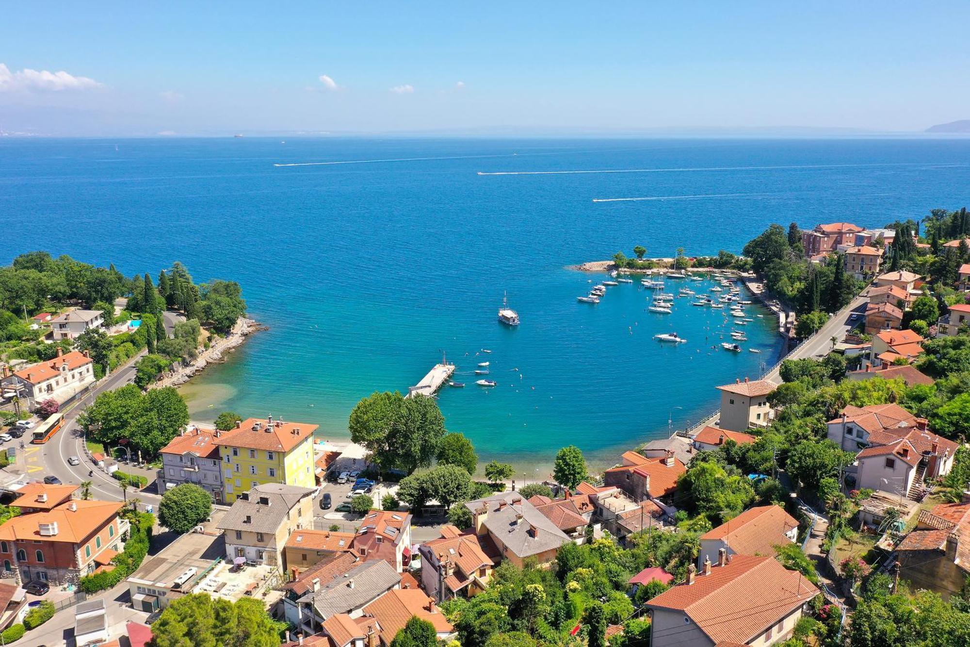 Apartment Anni-Free Parking&Evcharger-24H Self Check-In Opric Dış mekan fotoğraf