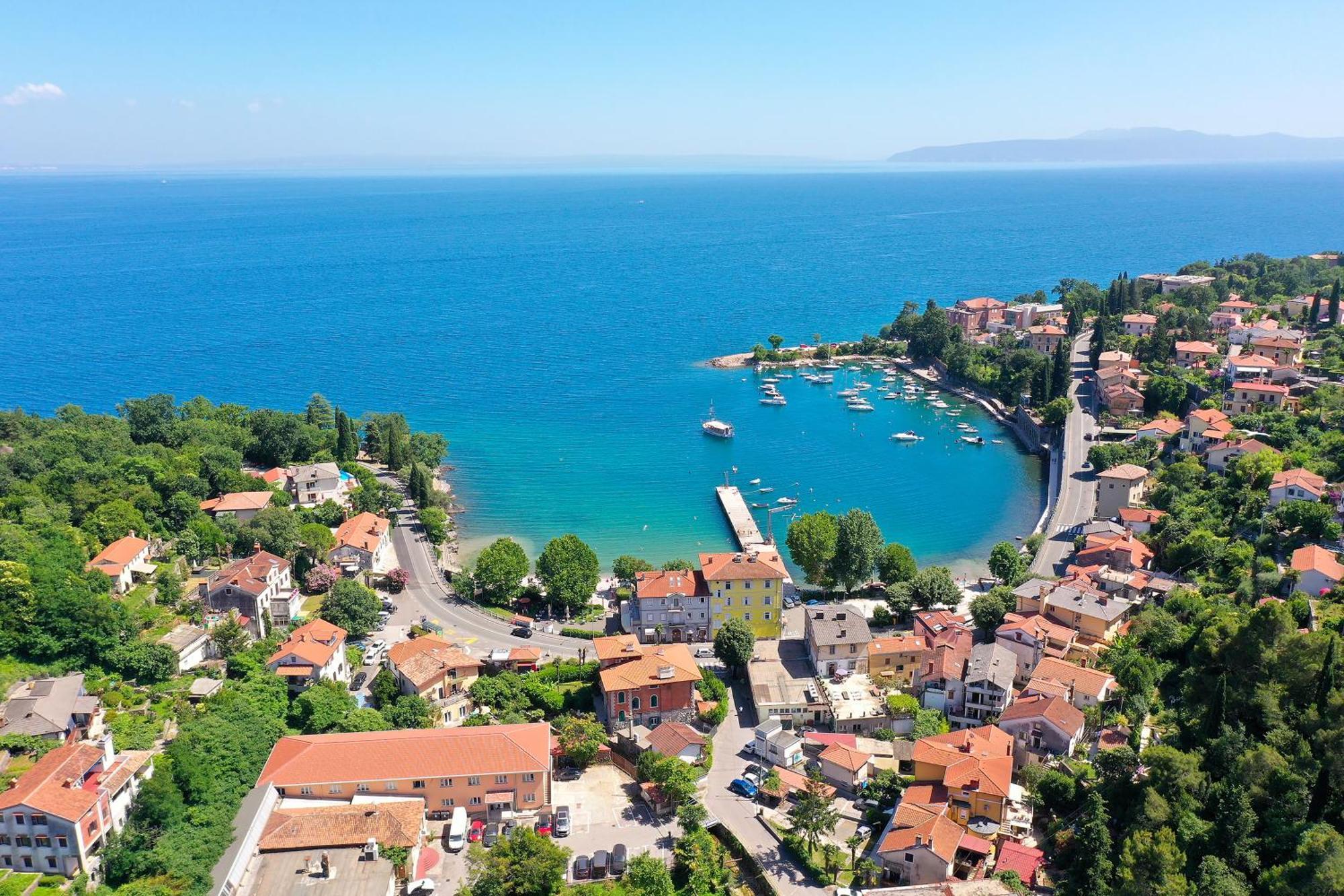 Apartment Anni-Free Parking&Evcharger-24H Self Check-In Opric Dış mekan fotoğraf