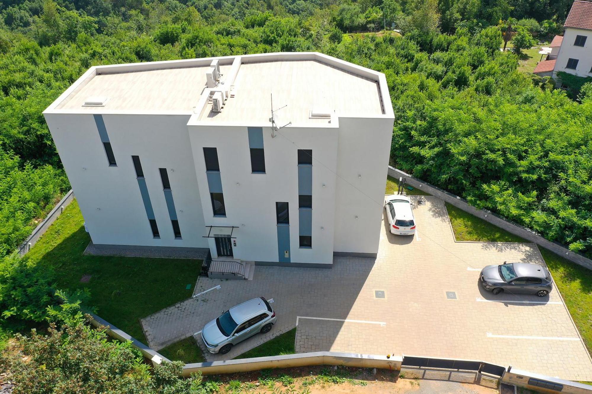Apartment Anni-Free Parking&Evcharger-24H Self Check-In Opric Dış mekan fotoğraf